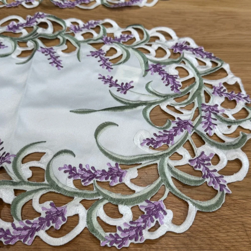 Lat Lavender Embroidered Placemats Set of 2 White Purple Floral Oval Country